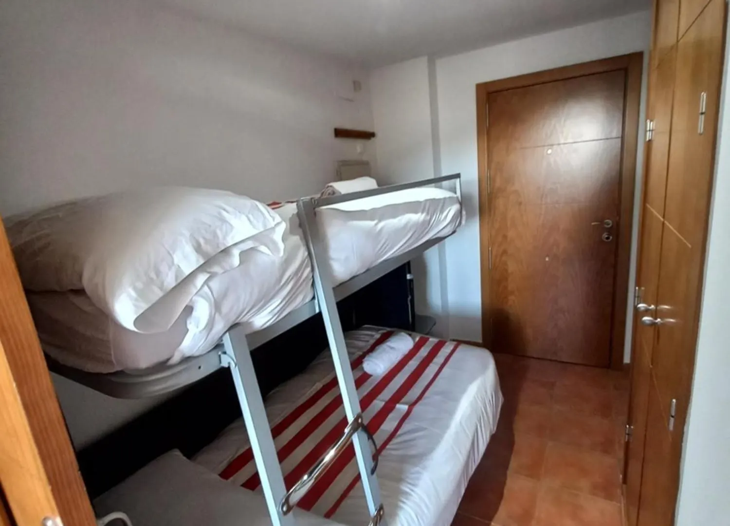 Bed And Snow Ski Zona Media Sierra Nevada