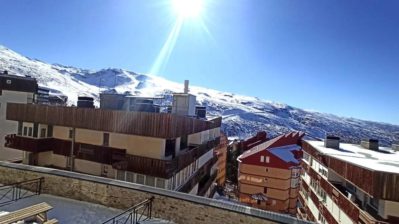 Bed&Snow Ski Sierra Nevada 0*,